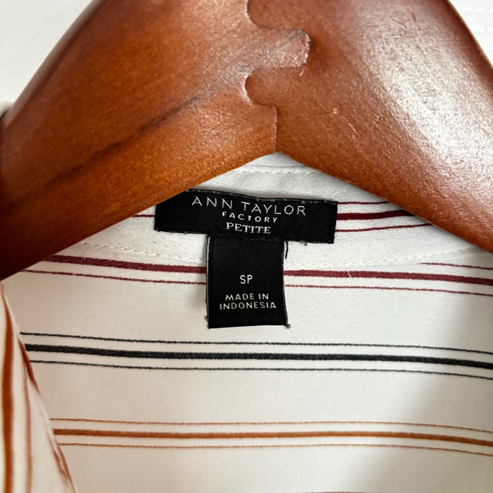 Striped Button-Up Blouse - Picture 2 of 5